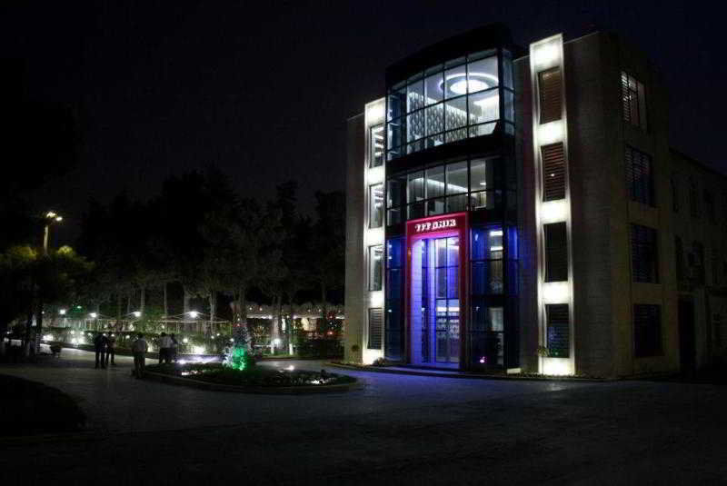Titanik Hotel Baku Exterior foto